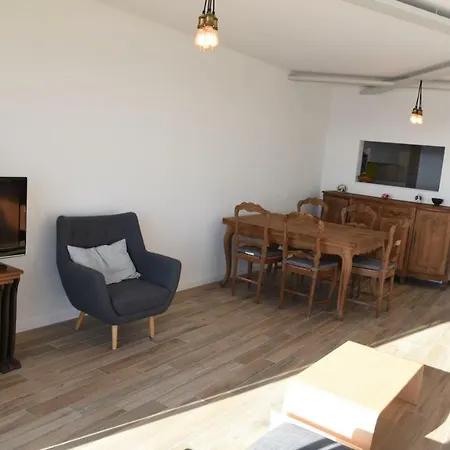 Front De Mer Moderne * بورنيشّيه