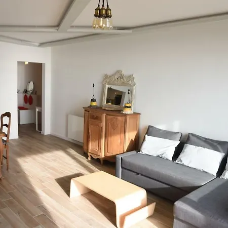 Front De Mer Moderne Apartamento